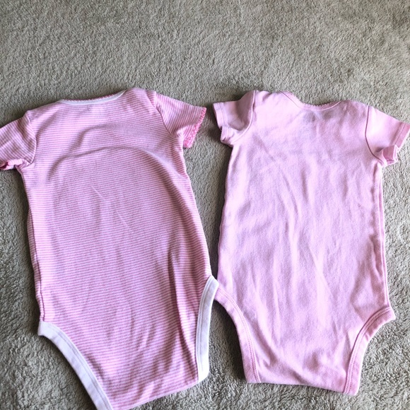 🛍Carter’s pink onesies Sz L and 3-6 Mos - Picture 2 of 8